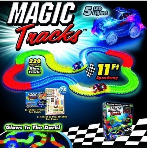 Magic Tracks 220 Pieces That Bend Flex & Glow in Dark 11Ft.